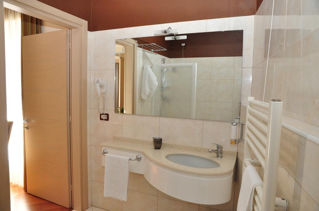Hotel Dulcinea Múggia Camera foto